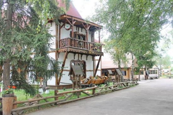 Комплекс Відпочинку "Колиба" Hotel Korosten Exterior photo