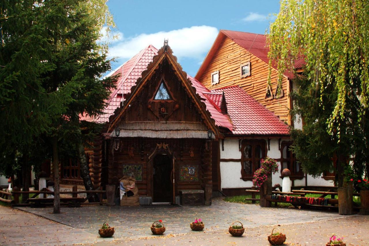 Комплекс Відпочинку "Колиба" Hotel Korosten Exterior photo